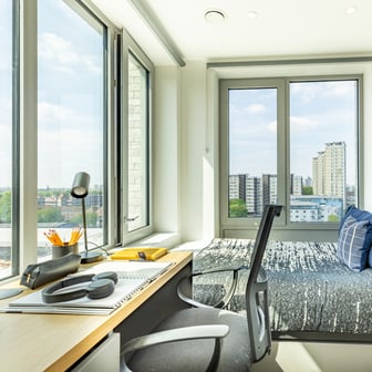 Gold Skyline En Suite - Image 1